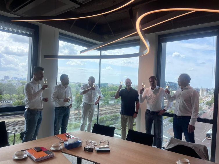 Dimensio en Weststrate bundelen krachten